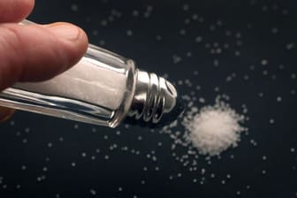 Zu viel Salz ist ungesund und kann sogar lebensgefährlich sein.