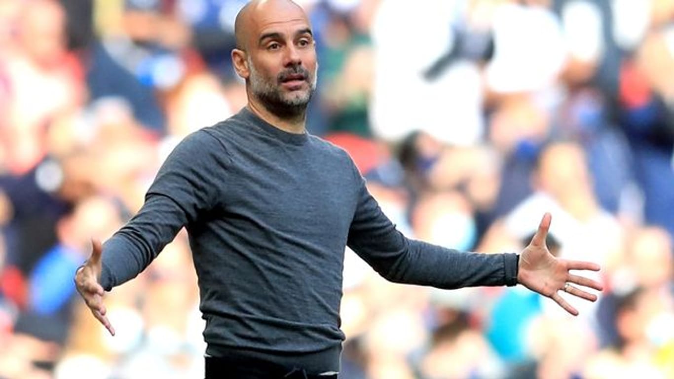 Cheftrainer Pep Guardiola ist mit Manchester City englischer Meister geworden.