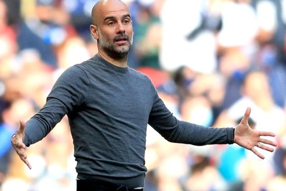 Cheftrainer Pep Guardiola ist mit Manchester City englischer Meister geworden.
