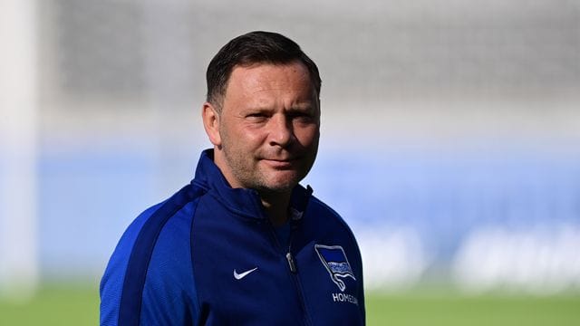 Hertha-Trainer Pal Dardai hofft auf den nächsten Sieg seiner Mannschaft. Hertha-Trainer Pal Dardai hofft auf den nächsten Sieg seiner Mannschaft.