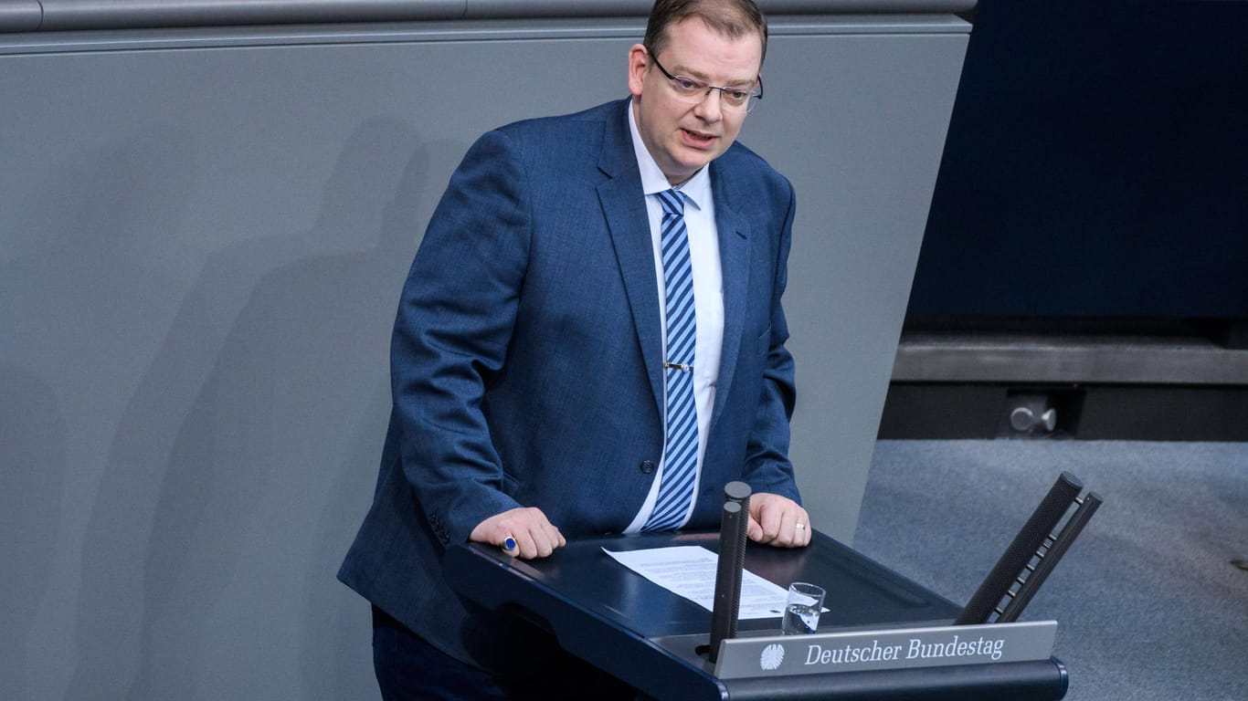 Ulrich Lechte im Bundestag: Der FDP-Politiker ist Vorsitzender des Unterausschusses 'Vereinte Nationen, internationale Organisationen und Globalisierung'.