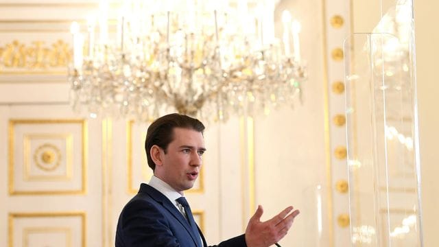 Sebastian Kurz erklärte, er habe sich stets bemüht, die Fragen im Parlament wahrheitsgemäß zu beantworten. Sebastian Kurz erklärte, er habe sich stets bemüht, die Fragen im Parlament wahrheitsgemäß zu beantworten.