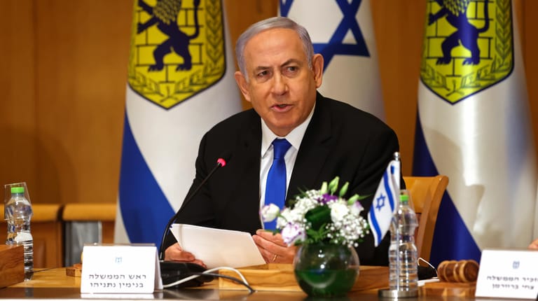 Benjamin Netanjahu: Israels Ministerpräsident hat nach den Raketenangriffen harte Vergeltungsmaßnahmen angekündigt.