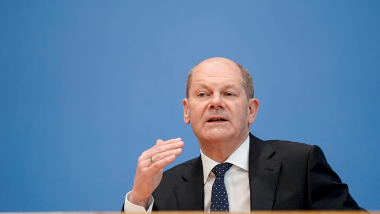 Olaf Scholz: Flüge sollen teurer, das Bahnfahren günstiger werden, wenn es nach dem SPD-Kanzlerkandidaten geht.