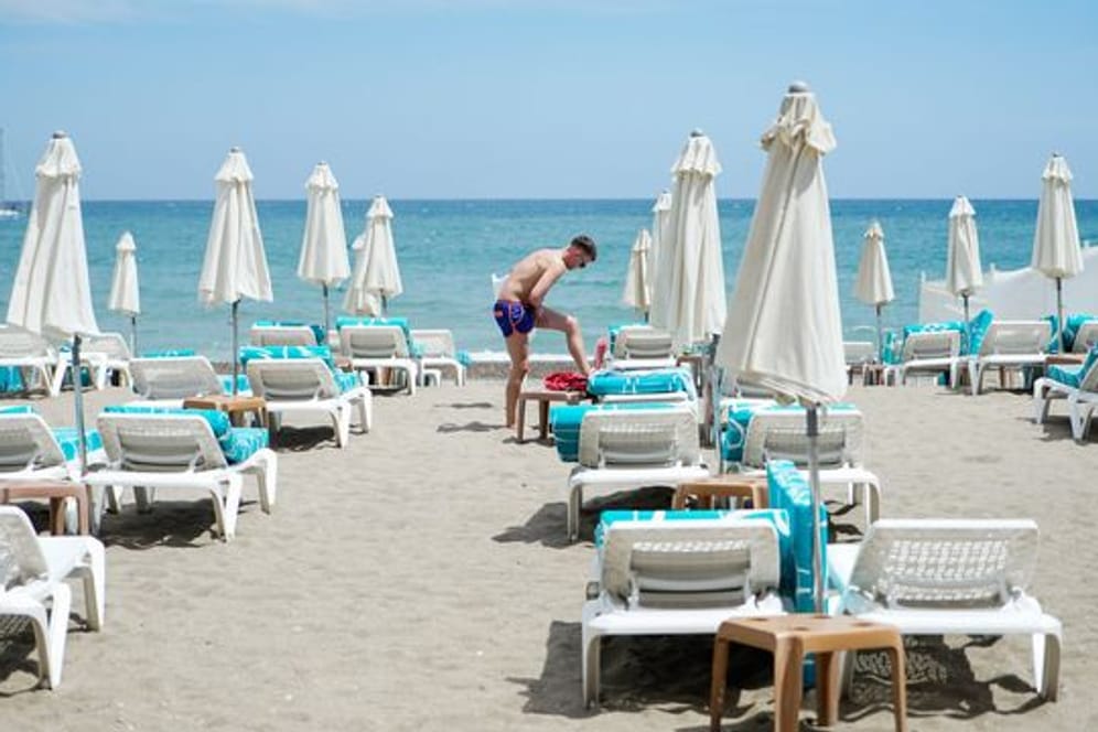 Sonne, Strand, Meer: Die Einreise nach Spanien ist jetzt schon aus allen EU-Staaten möglich - ohne Quarantäne.