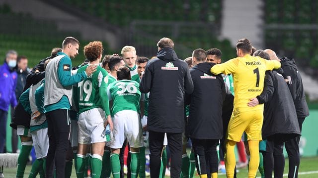 Werder Bremen trifft am 33. Werder Bremen trifft am 33.