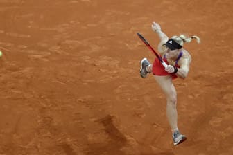 Kerber musste sich beim Tennis-Turnier in Rom der Lettin Jelena Ostapenko im Achtelfinale mit 6:4, 3:6, 4:6 geschlagen geben.