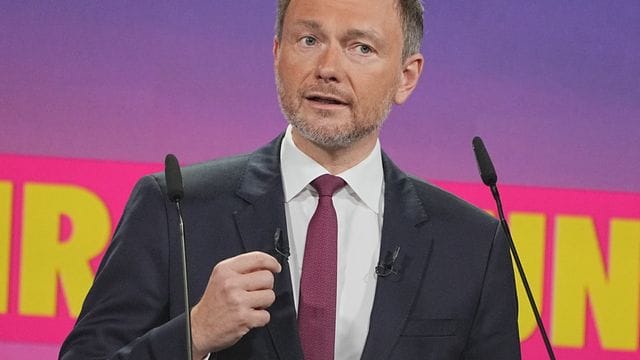 "Unser Ziel ist es, dass Deutschland weiter aus der Mitte regiert wird": Christian Lindner. "Unser Ziel ist es, dass Deutschland weiter aus der Mitte regiert wird": Christian Lindner.