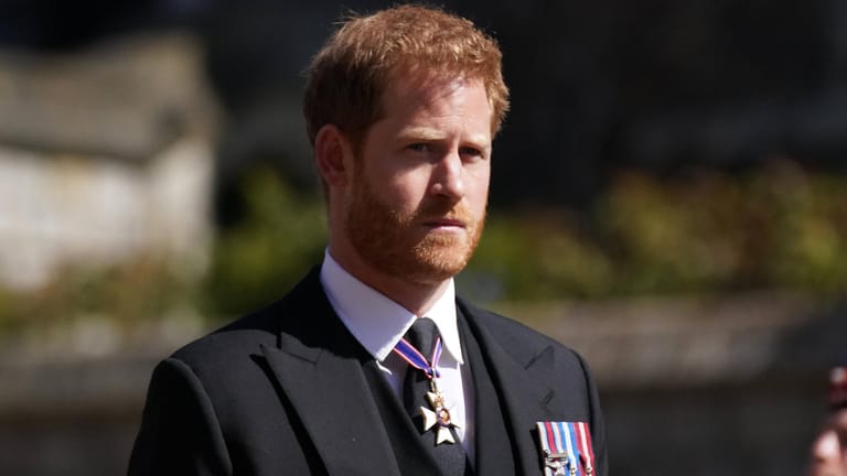 Prinz Harry: Der Royal hat in einem Podcast über sein Palastleben ausgepackt.
