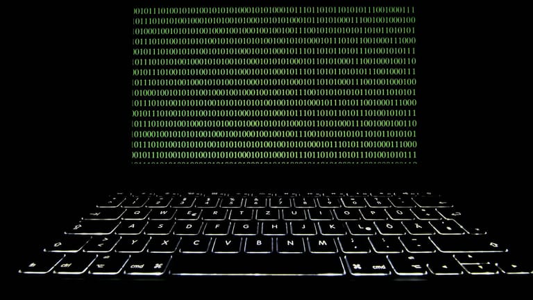 Cybercrime (Symbolbild): Der irische Gesundheitsdienst musste wegen eines Hackerangriffs seine Systeme abstellen.