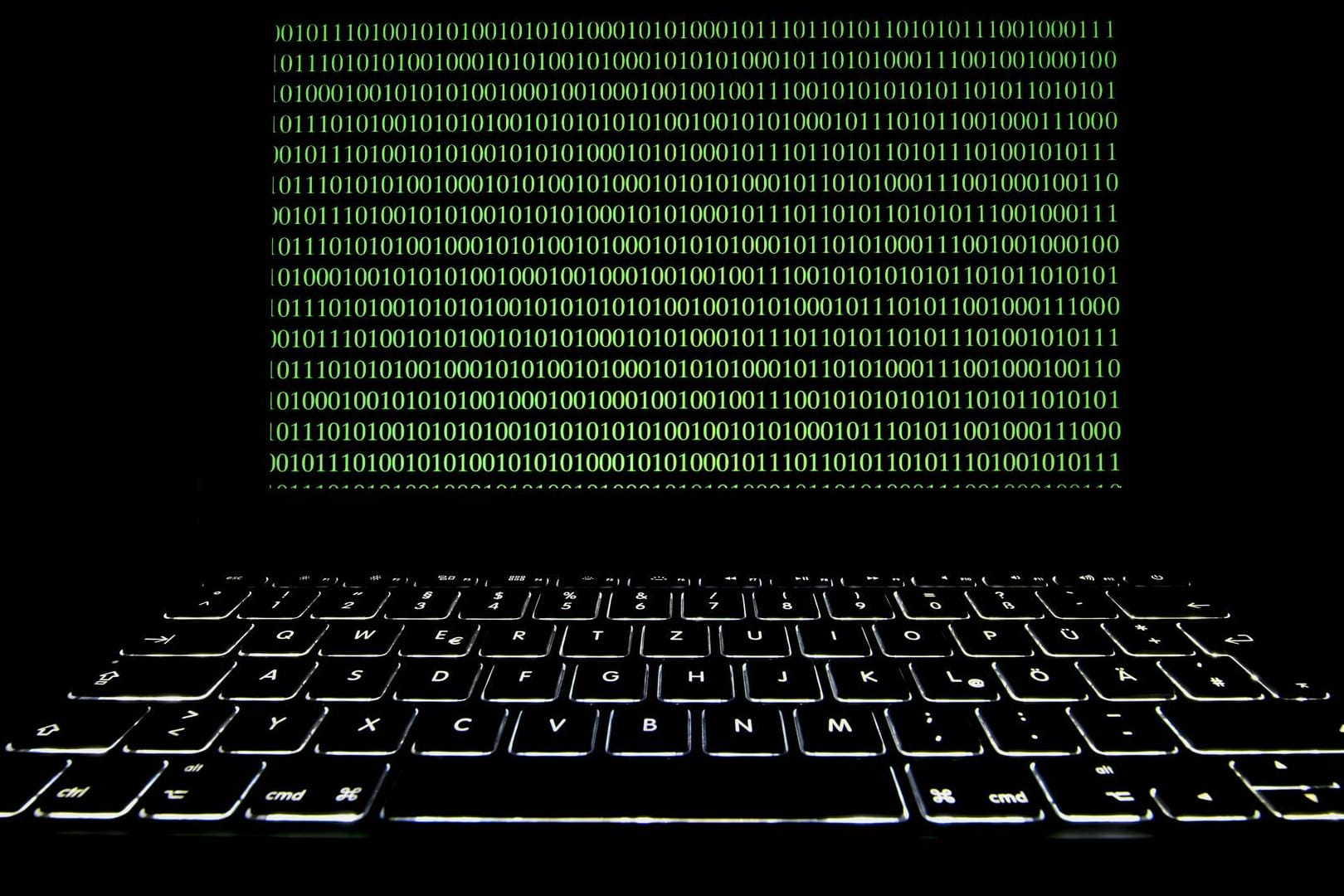 Cybercrime (Symbolbild): Der irische Gesundheitsdienst musste wegen eines Hackerangriffs seine Systeme abstellen.