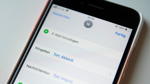 Klingelton-Einstellungen auf dem iPhone: So, jetzt klingelt es im Akkord und nicht mehr mit dem Standard-Ton.