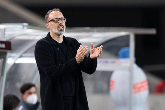 Sieht die Umstände des geplatzten Verbandswechsels von Borna Sosa durchaus kritisch: VfB-Coach Pellegrino Matarazzo.