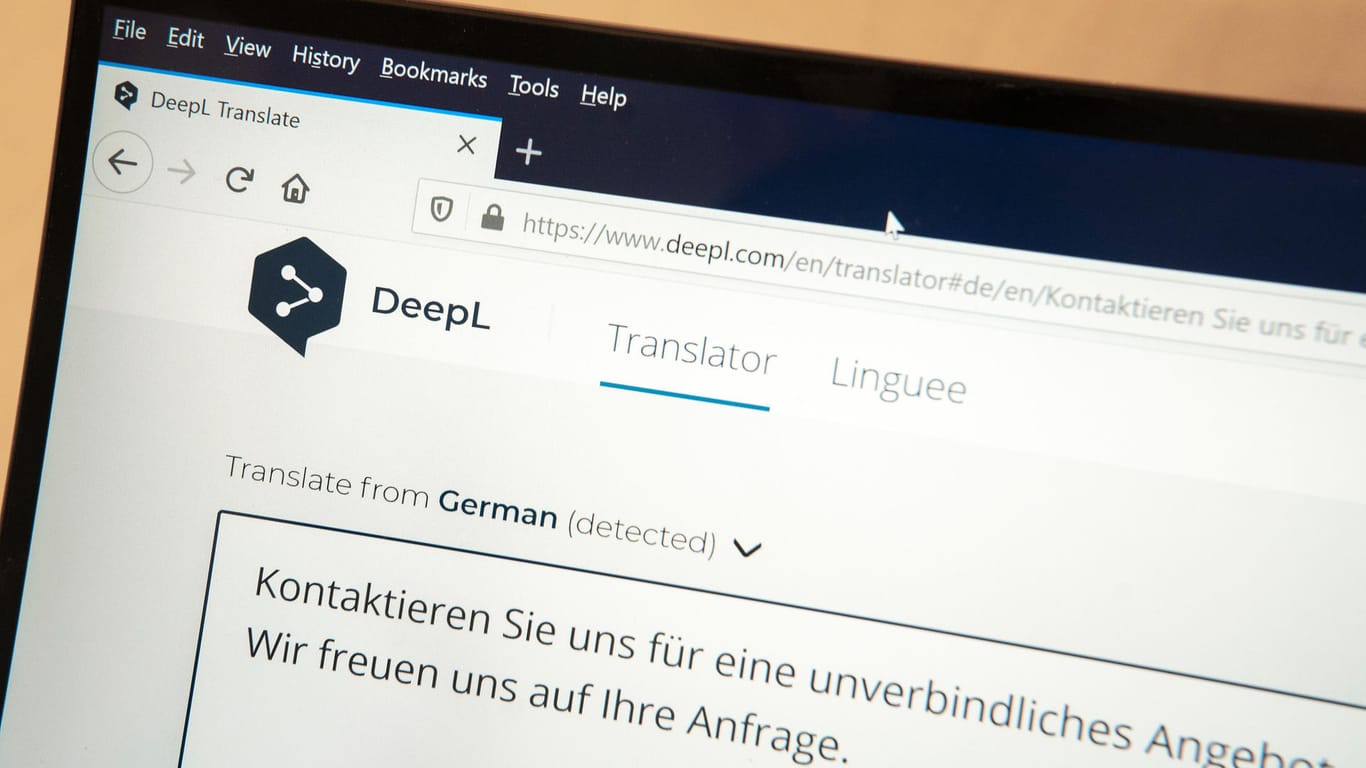 "DeepL": Online-Übersetzer DeepL jetzt auch für iPhone und iPad verfügbar.
