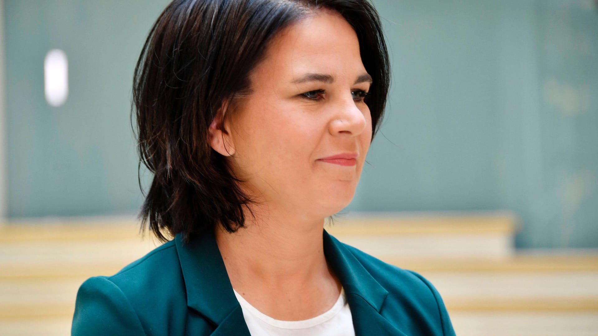 Annalena Baerbock: Die Bitte der Grünen-Kanzlerkandidatin an die Basis der Partei, sich mit Änderungsanträgen zum Programmentwurf für den Parteitag zurückzuhalten, war offenbar vergeblich.