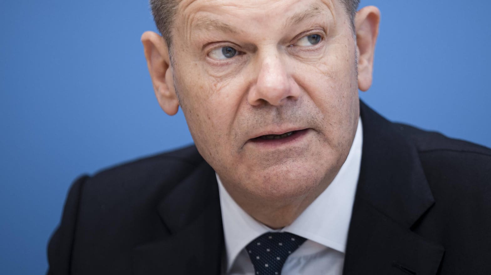 Finanzminister in der Kritik: Selbst Rauch-Gegner halten wenig von Olaf Scholz' Plänen für die Tabaksteuer.