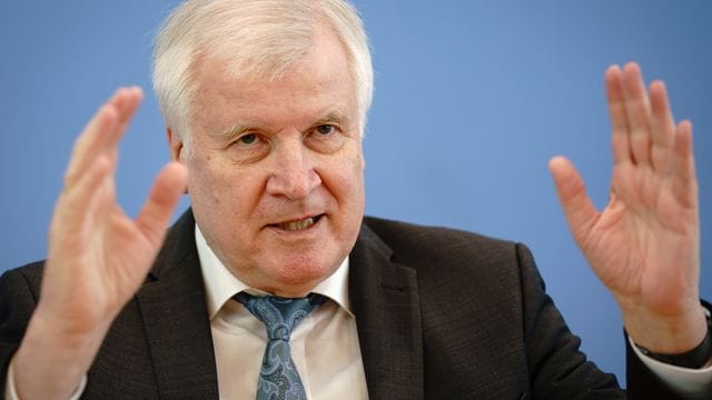 Bundesinnenminister Horst Seehofer (CSU) bei einer Pressekonferenz.