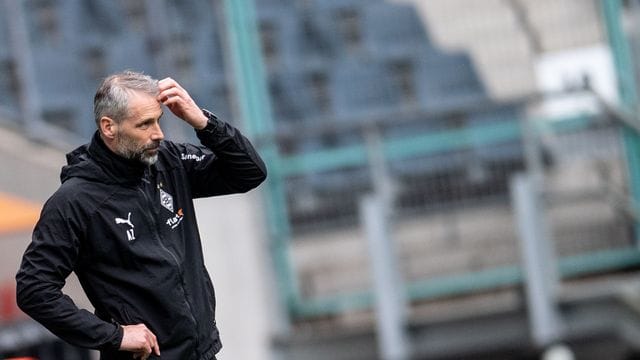 Musste in seinem letzten Heimspiel als Gladbach-Coach eine Pleite hinnehmen. Musste in seinem letzten Heimspiel als Gladbach-Coach eine Pleite hinnehmen.