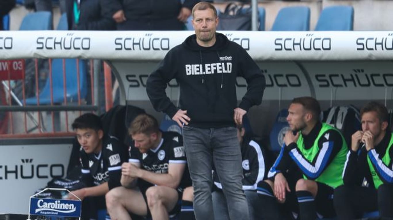 Hat trotz verpassten Sieges gegen Hoffenheim mit Bielefeld den Klassenerhalt in der eigenen Hand: Arminia-Coach Frank Kramer.