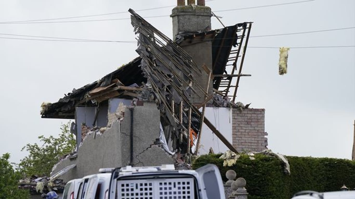 Ein zerstörtes Haus nach einer mutmaßlichen Gasexplosion in der Ortschaft Heysham nahe Lancaster.
