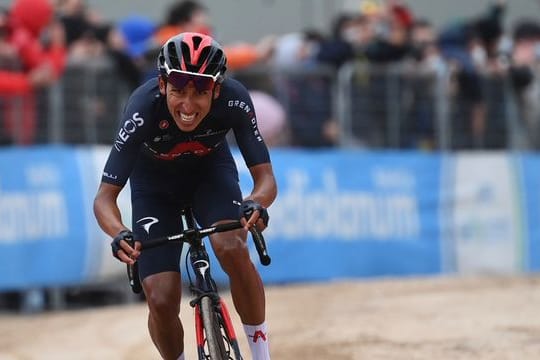 Egan Bernal gewann die zweite Giro-Bergankunft.