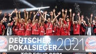Finalerfolg gegen Alba - Mit Zigarre und Wein: Bayern-Basketballer feiern Pokalsieg
