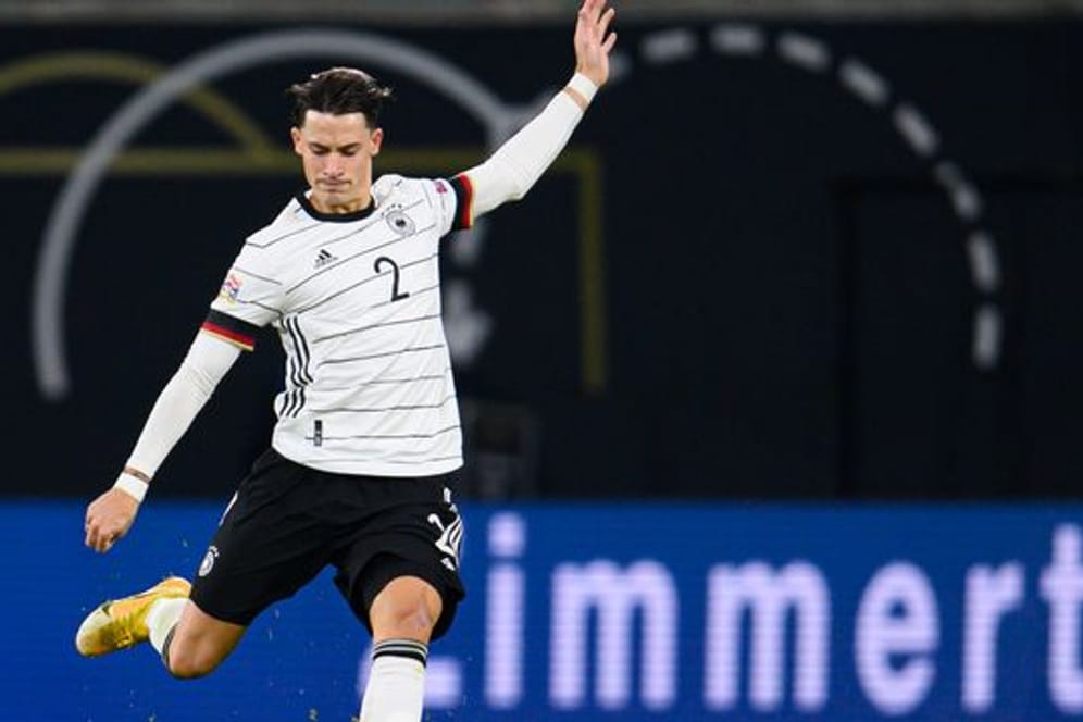 Robin Koch würde gerne bei der EM für Deutschland spielen.