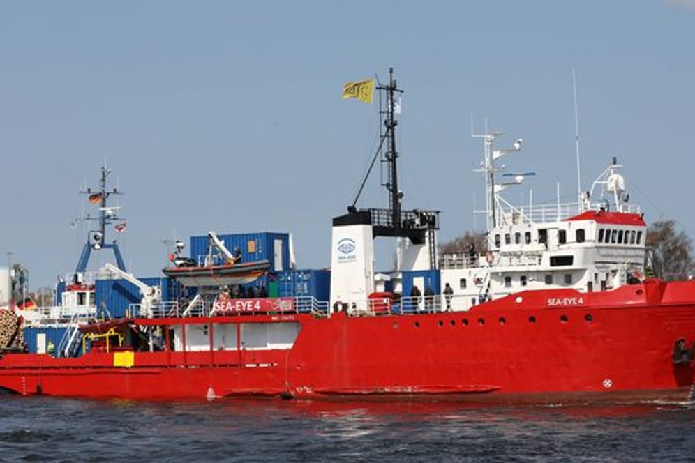 Das Seenotrettungsschiff "Sea-Eye 4" ist im April von Rostock aus zum Einsatz ins Mittelmeer aufgebrochen.