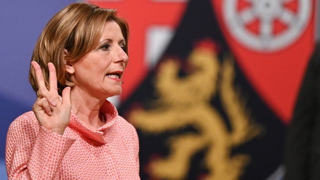 Malu Dreyer (SPD) ist erneut zur Ministerpräsidentin des Landes Rheinland-Pfalz gewählt worden. Malu Dreyer (SPD) ist erneut zur Ministerpräsidentin des Landes Rheinland-Pfalz gewählt worden.