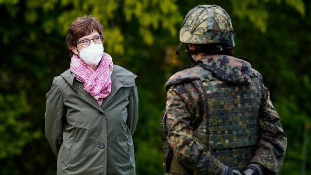 Annegret Kramp-Karrenbauer in der General-Dr. Annegret Kramp-Karrenbauer in der General-Dr.