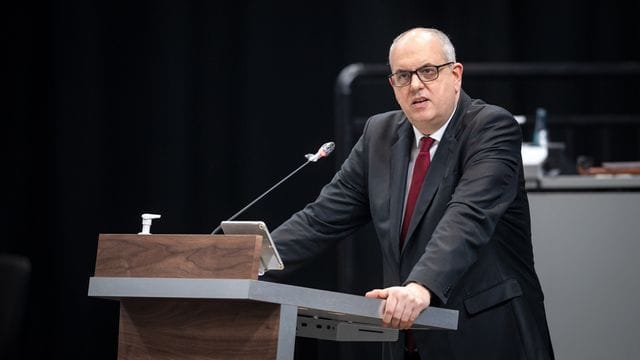 Andreas Bovenschulte (SPD), Bürgermeister von Bremen (Archivbild): Er kündigte für die Öffnungen ein spezielles Hygienekonzept an.