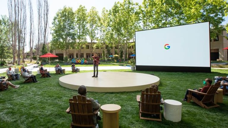 Google-Chef Sundar Pichai kündigt neue Datenschutz-Funktionen auf der Entwicklerkonferenz I/O an.