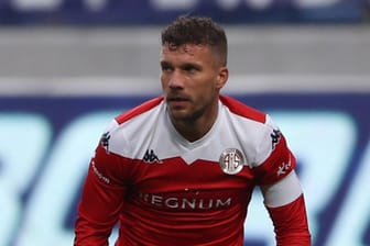 Lukas Podolski: Der Ex-Nationalspieler unterlag mit seinem Team Antalyaspor im türkischen Pokalfinale.