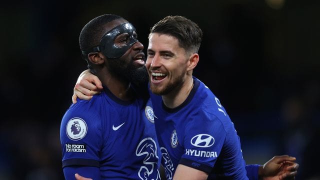 Antonio Rüdiger (l) und Jorginho trafen beide für den FC Chelsea.