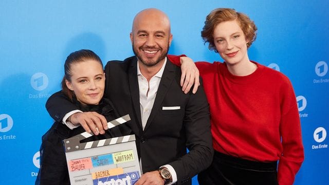 Jasna Fritzi Bauer (l-r), Dar Salim und Luise Wolfram sind im Bremer "Tatort" zu sehen.