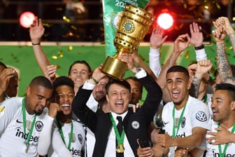 Eintracht Frankfurt feiert den Pokalsieg 2018 (Archivbild): Damals gewann die SGE gegen den FC Bayern München.