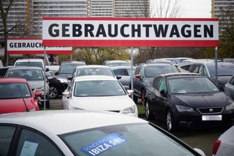 Gebrauchtwagen (Symbolbild): In der Corona-Krise ist die Nachfrage danach gestiegen. Händler wie Auto1 profitieren davon.