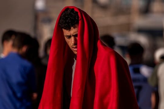 Ein Migrant in der spanischen Enklave Ceuta.
