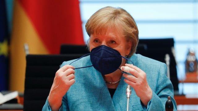 Bundeskanzlerin Angela Merkel (CDU) setzt sich für mehr Tempo bei Technologien zur Eindämmung des Klimawandels ein - ähnlich wie bei der erfolgreichen Entwicklung des Corona-Impfstoffs von Biontech. Bundeskanzlerin Angela Merkel (CDU) setzt sich für mehr Tempo bei Technologien zur Eindämmung des Klimawandels ein - ähnlich wie bei der erfolgreichen Entwicklung des Corona-Impfstoffs von Biontech.