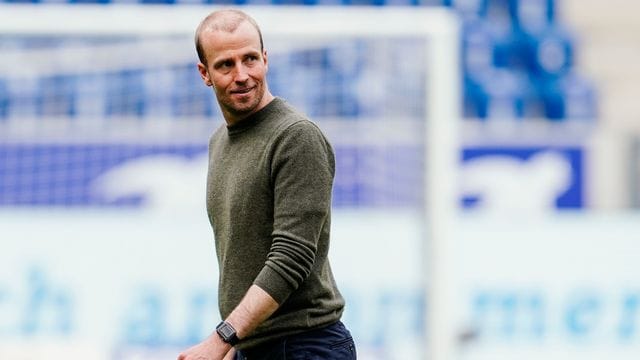 Beendet gegen Hertha BSC seine erste Saison als Bundesliga-Trainer: Hoffenheims Sebastian Hoeneß. Beendet gegen Hertha BSC seine erste Saison als Bundesliga-Trainer: Hoffenheims Sebastian Hoeneß.