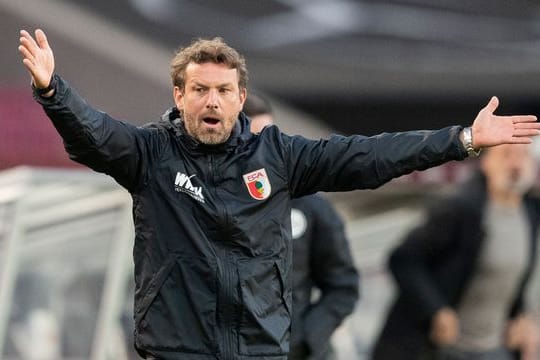 Will Bayern-Torjäger Lewandowski in Manndeckung nehmen lassen: FCA-Coach Markus Weinzierl.