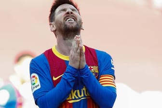 Barcelonas Superstar Lionel Messi hat sich in den Sommerurlaub verabschiedet.