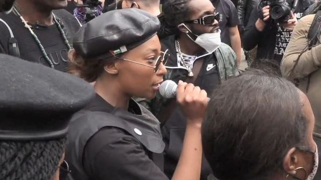 Video-Screenshot von Sasha Johnson bei einer Rede im August 2020 in London.