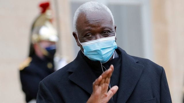 Malis Übergangspräsident Bah N'Daw wurde in ein Militärcamp gebracht. Malis Übergangspräsident Bah N'Daw wurde in ein Militärcamp gebracht.