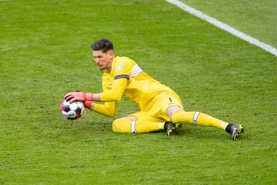 Gregor Kobel könnte vom VfB Stuttgart zum BVB wechseln.