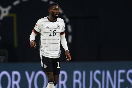 Antonio Rüdiger sieht dem Zusammenspiel mit Mats Hummels gelassen entgegen.