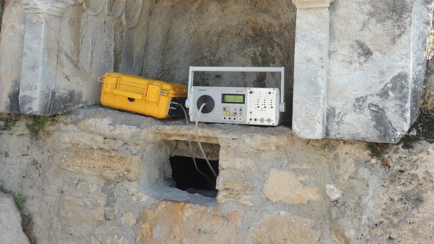 Apollotempel in Hierapolis: Mit Messsystemen wir diesen spürte Hardy Pfanz dem antiken Geheimnis nach.