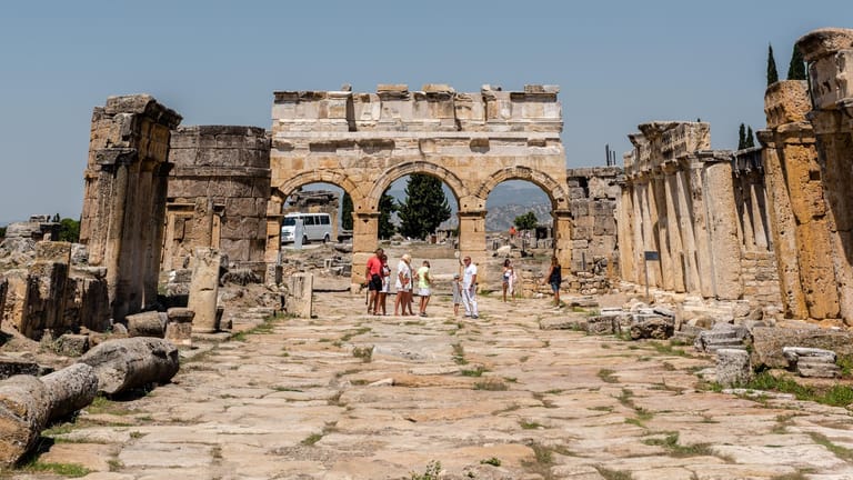 Hierapolis: Warme Quellen machten die Stadt berühmt.