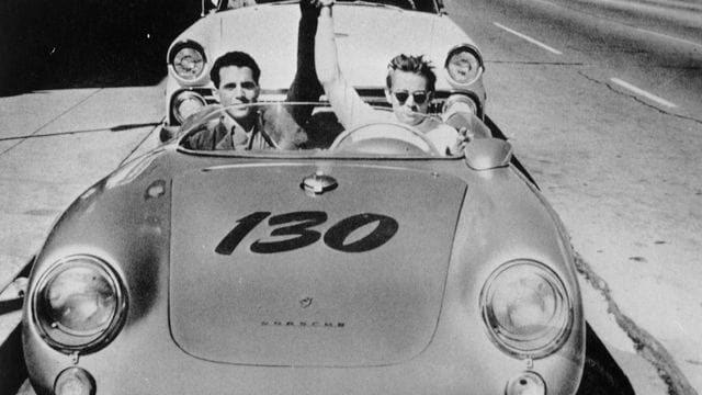 Legende mit Leidenschaft: Der Porsche 550 Spyder mit dem Spitznamen "Little Bastard" wurde James Dean (r.