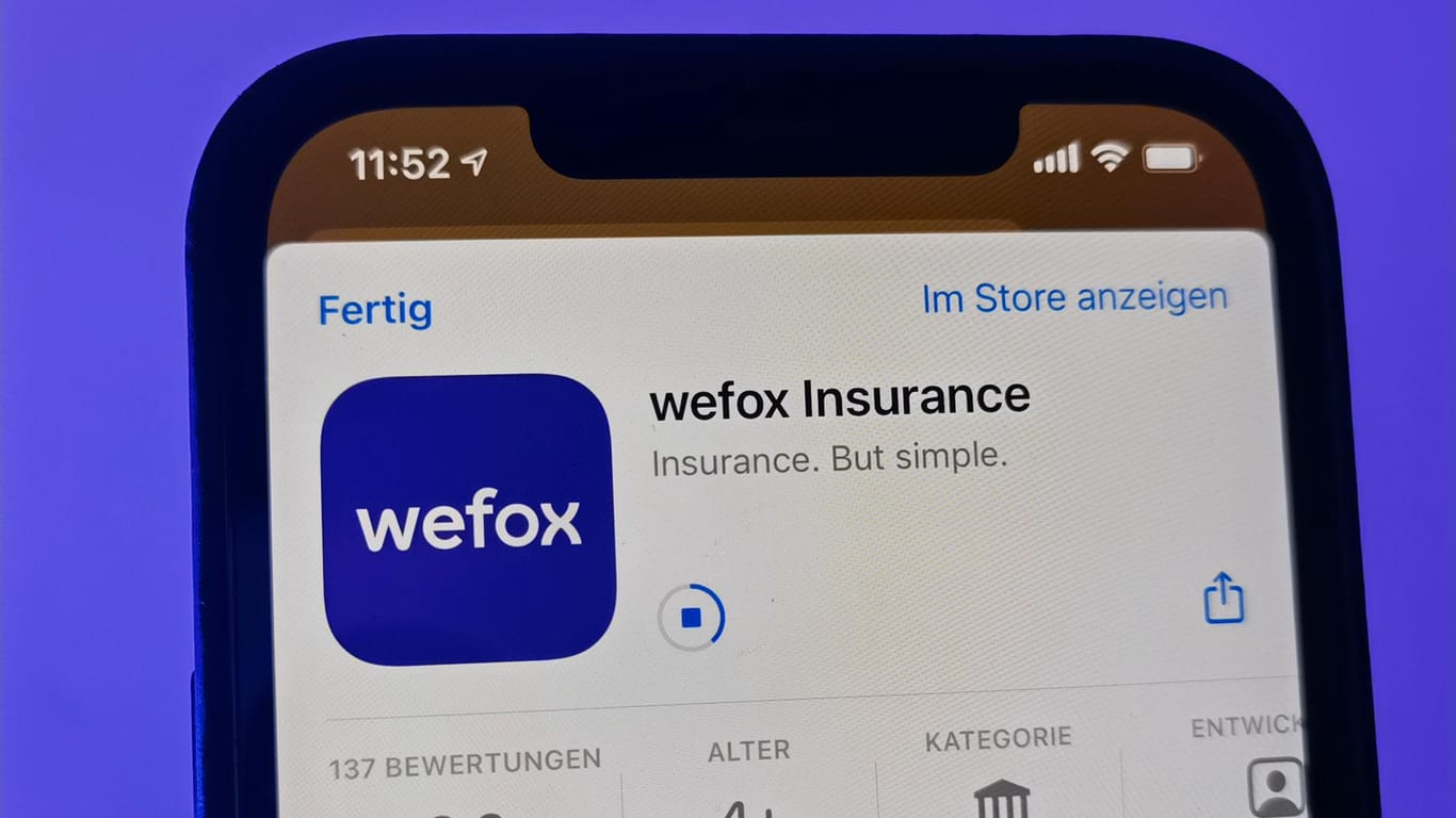 Die Wefox-App auf einem Smartphone: Das Berliner Versicherungs-Start-up kommt bei Investoren gut an.